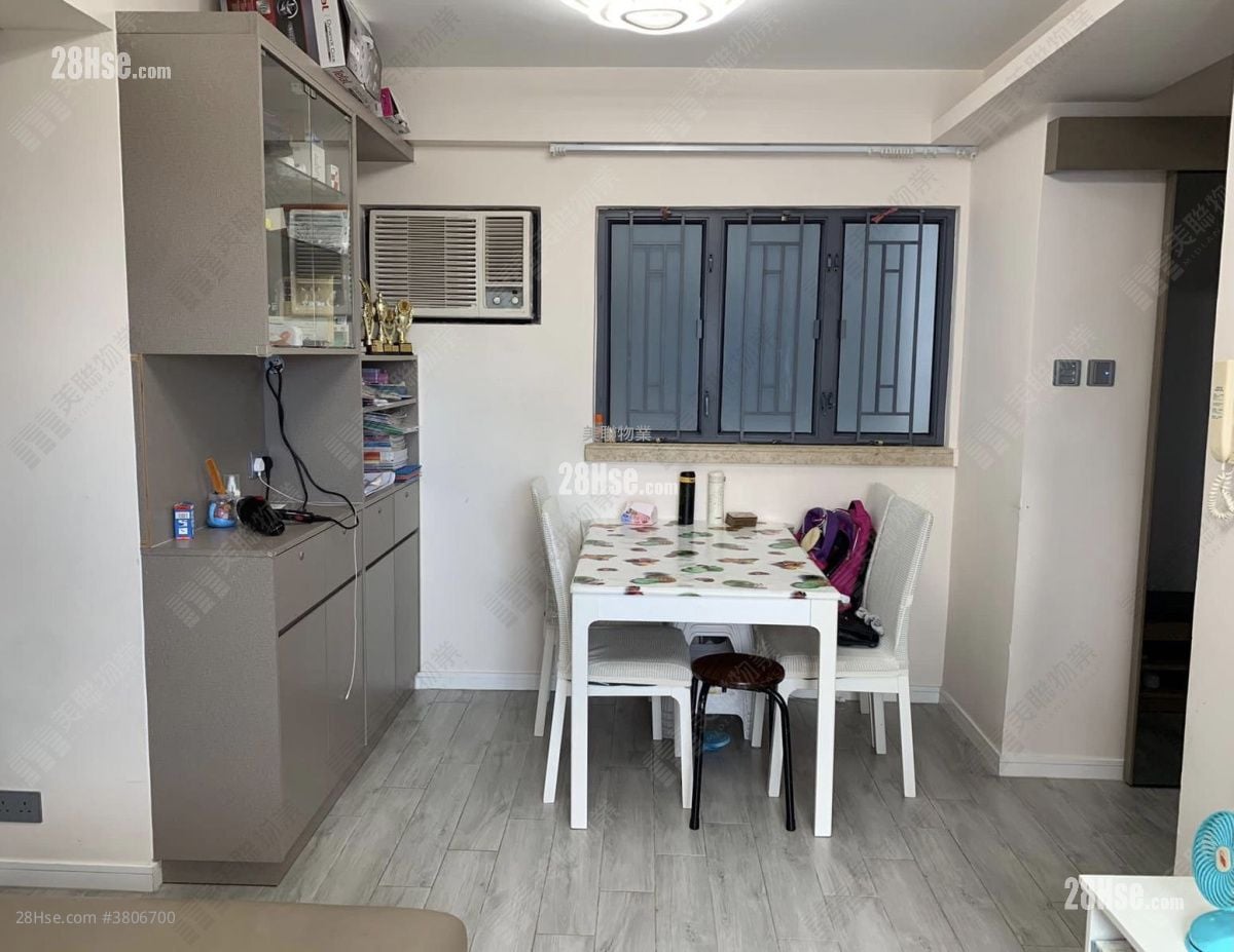 海柏花园 售盘 3 房 , 2 浴室 532 平方尺