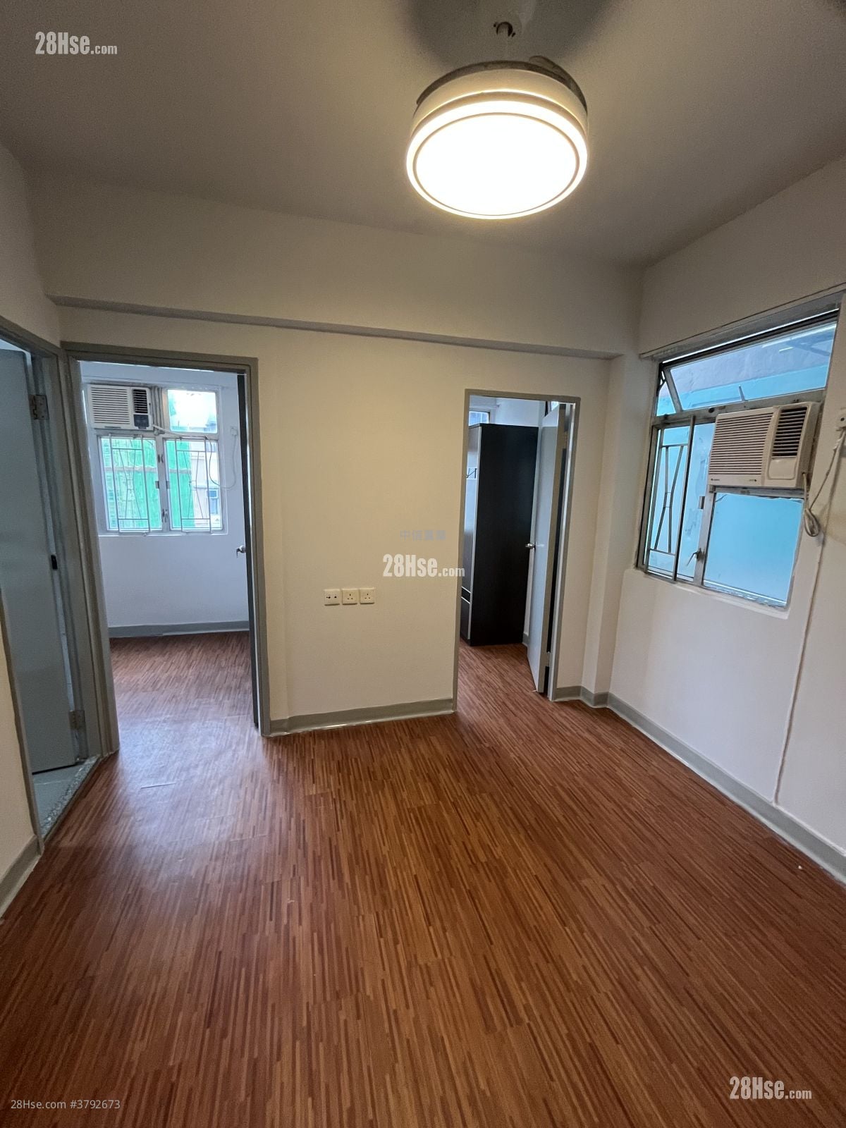 益富大厦 租盘 2 房 , 1 浴室 287 平方尺