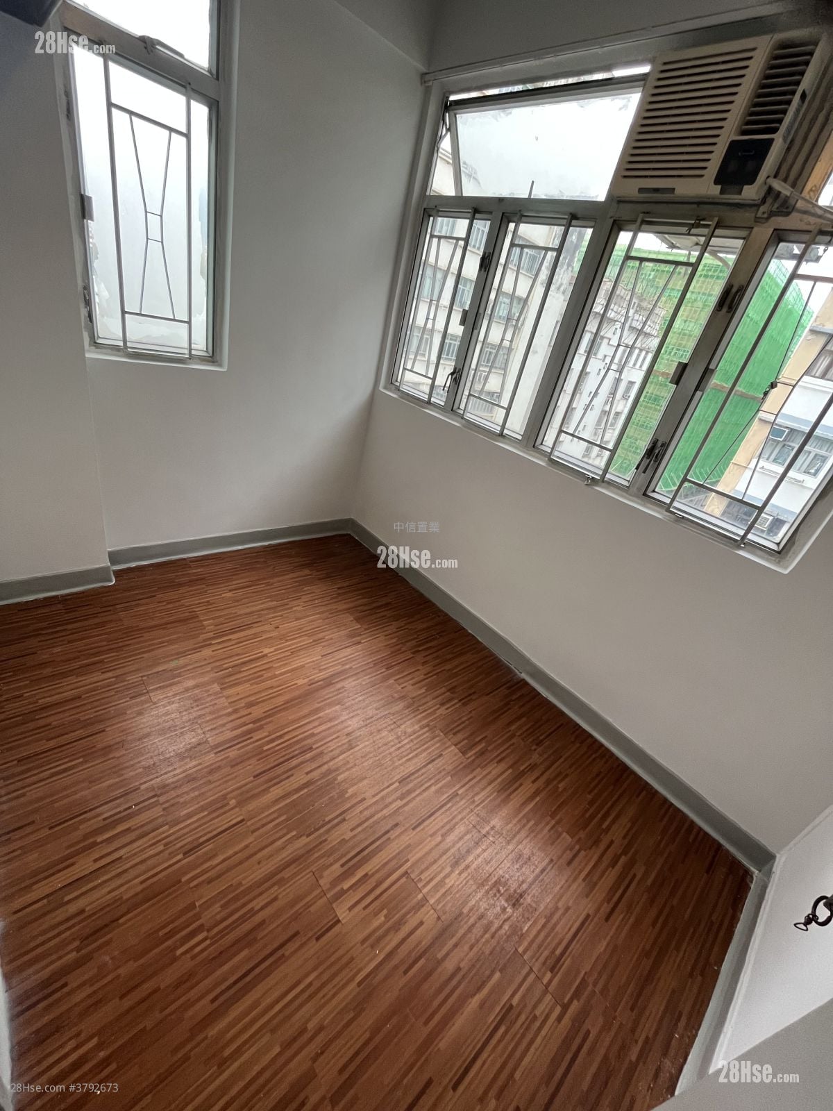 益富大厦 租盘 2 房 , 1 浴室 287 平方尺