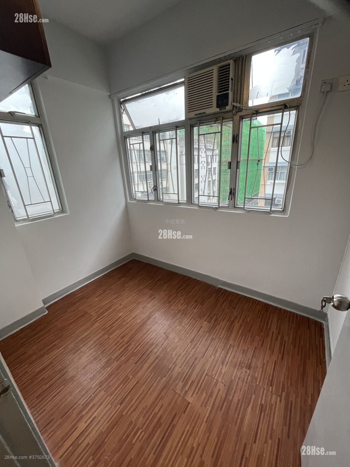 益富大厦 租盘 2 房 , 1 浴室 287 平方尺