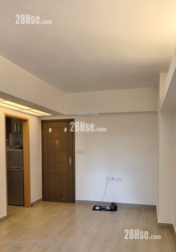 City Centre Building Rental 1 Bedroom , 1 Bathroom 335 ft²
