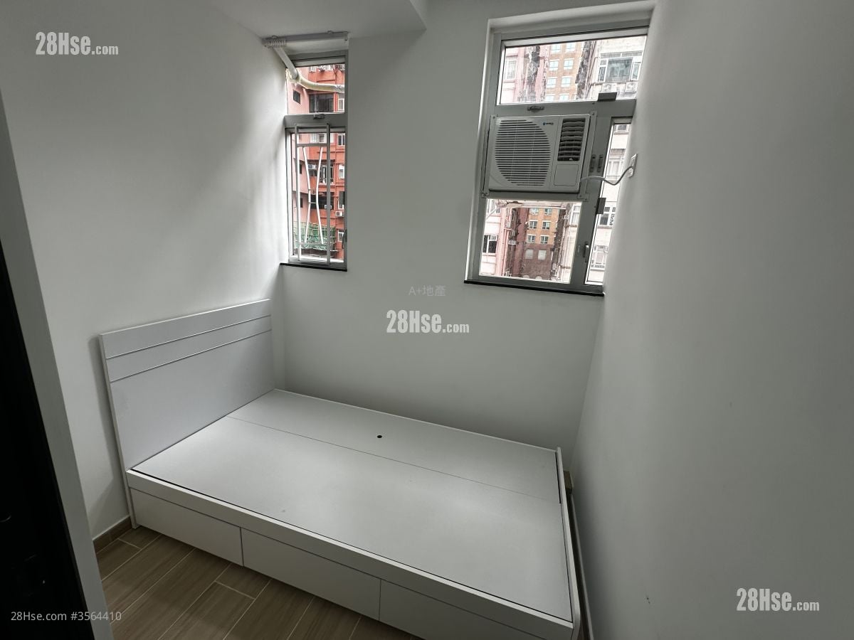 Golden Crown Court Rental 1 Bedroom , 1 Bathroom 160 ft²