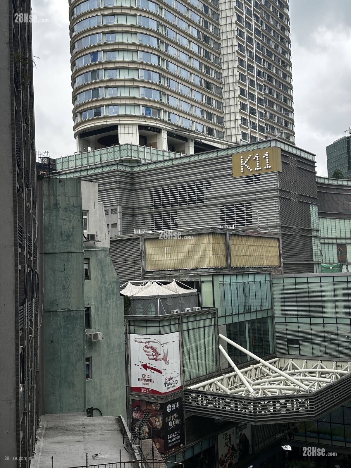 Golden Crown Court Rental 1 Bedroom , 1 Bathroom 160 ft²