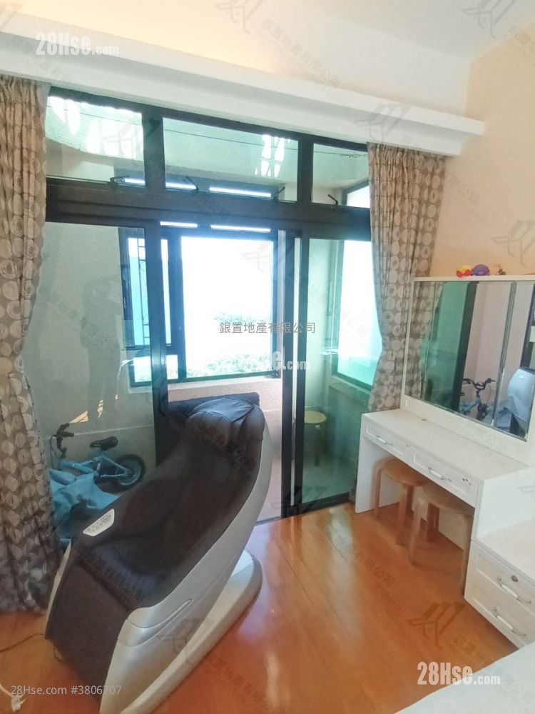 雅典居 售盘 3 房 , 2 浴室 1,435 平方尺