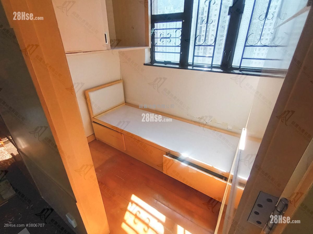 雅典居 售盘 3 房 , 2 浴室 1,435 平方尺