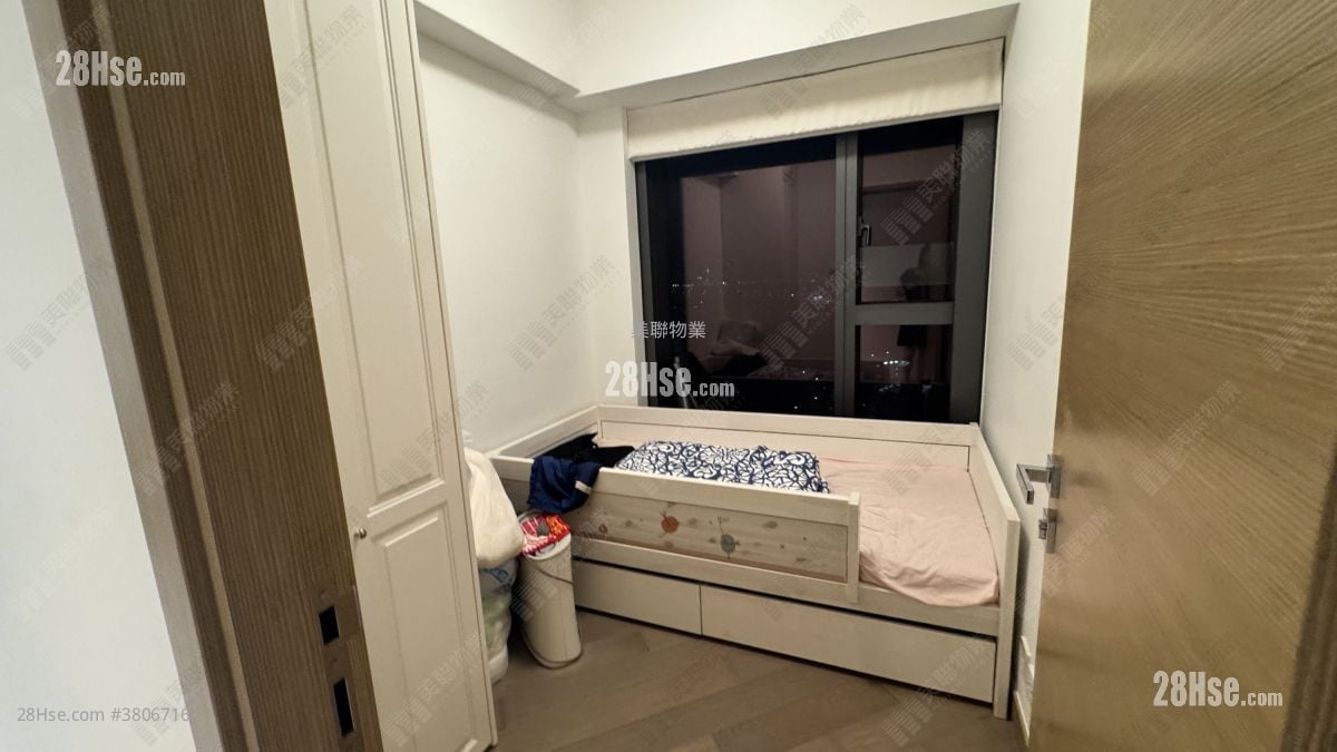 天晉 售盤 4 房 , 2 浴室 949 平方呎