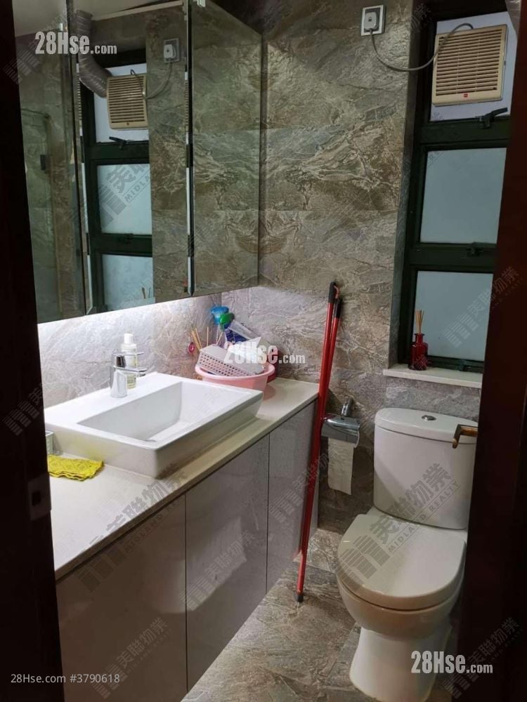 East Point City Sell 2 Bedrooms , 1 Bathroom 466 ft²