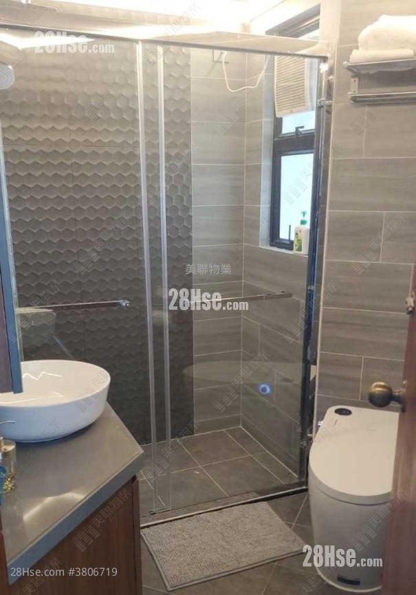 雅典居 售盘 3 房 , 2 浴室 727 平方尺