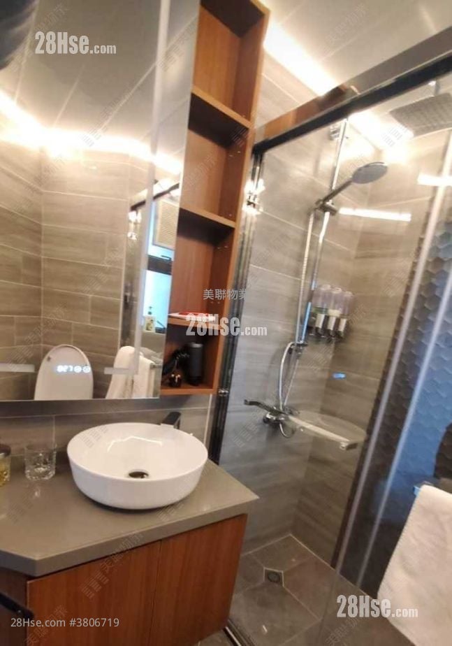 雅典居 售盘 3 房 , 2 浴室 727 平方尺