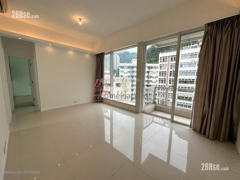 Conduit 18 售盘 3 房 , 2 浴室 920 平方尺