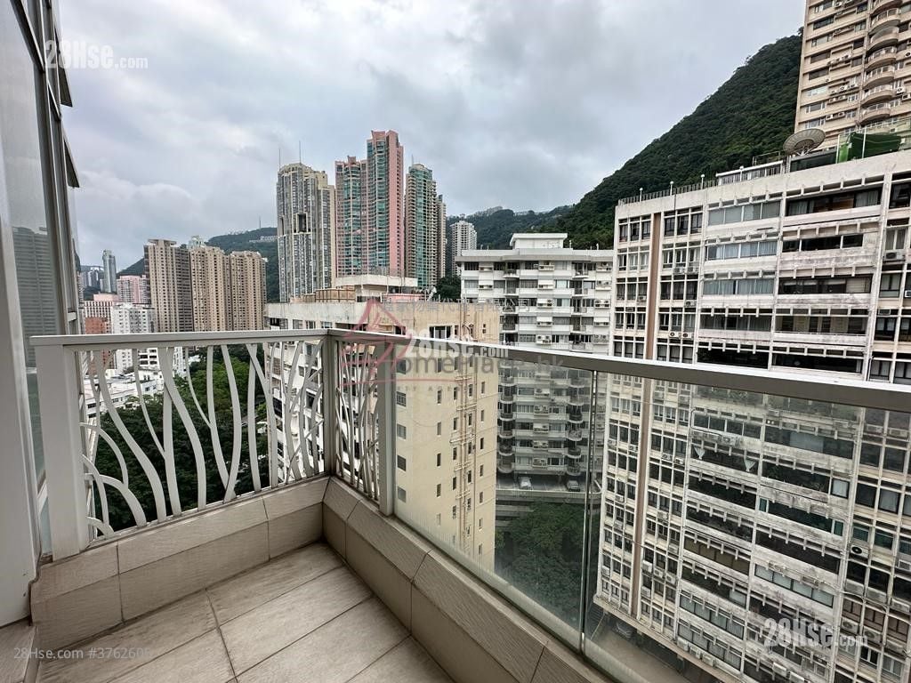 Conduit 18 售盘 3 房 , 2 浴室 920 平方尺