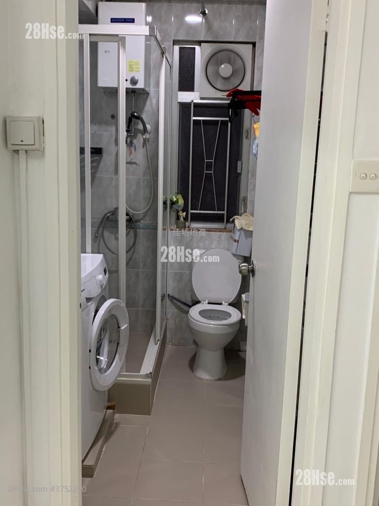 Mary Court Rental 2 Bedrooms , 1 Bathroom 352 ft²