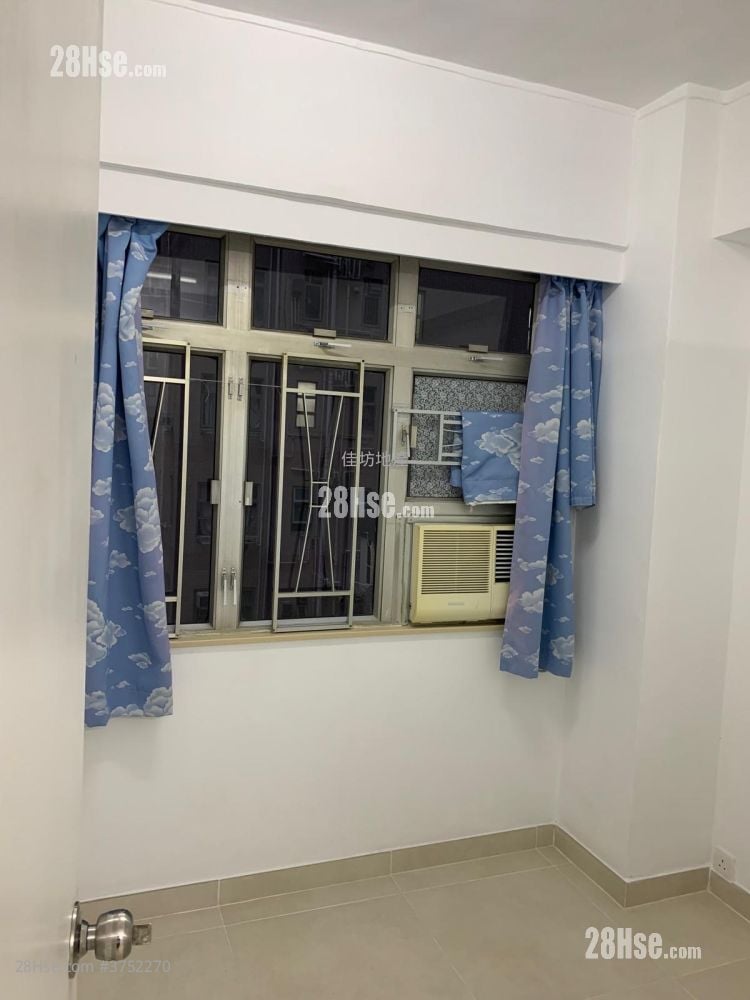 Mary Court Rental 2 Bedrooms , 1 Bathroom 352 ft²