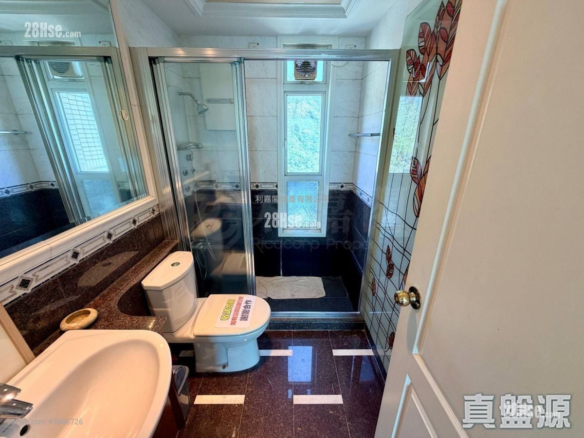 嘉皇台 售盘 4 房 1,764 平方尺