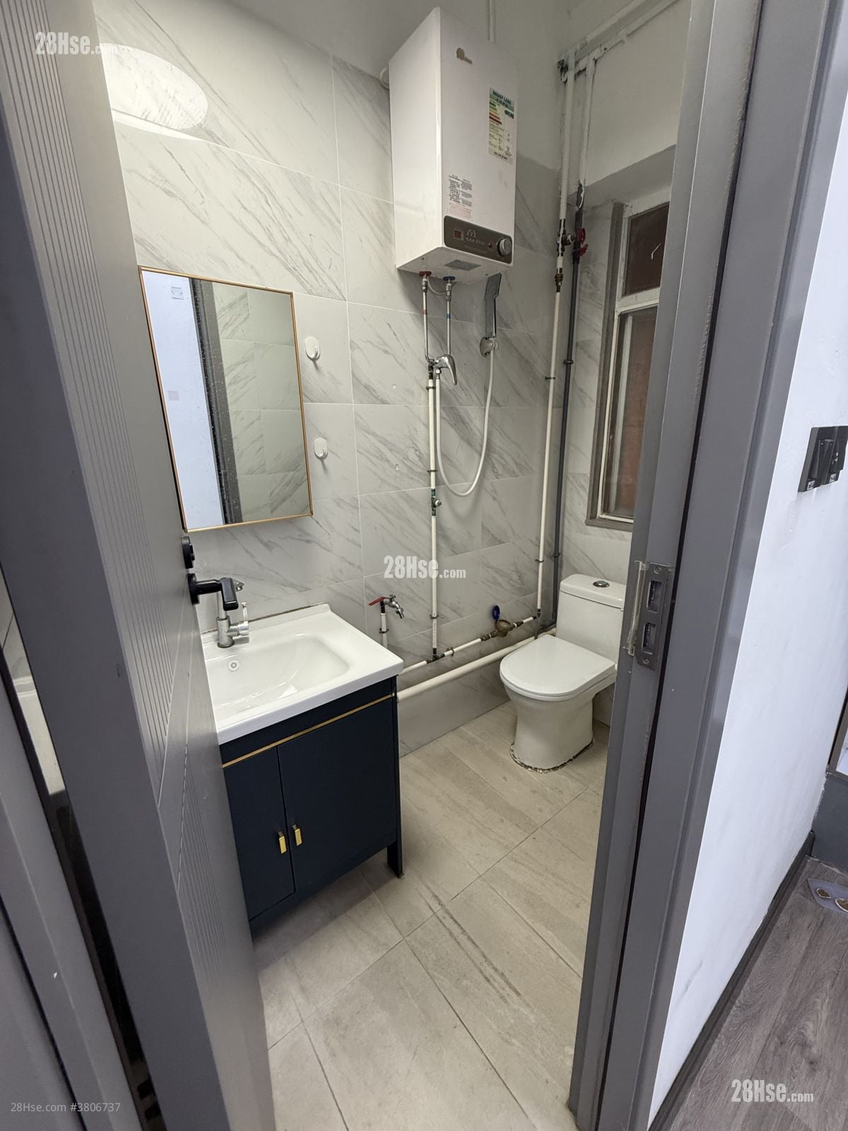 隆盛工厂大厦 租盘 1 厕所 350 平方尺