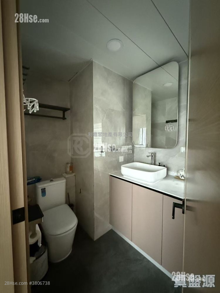 海名轩 售盘 3 房 1,356 平方尺