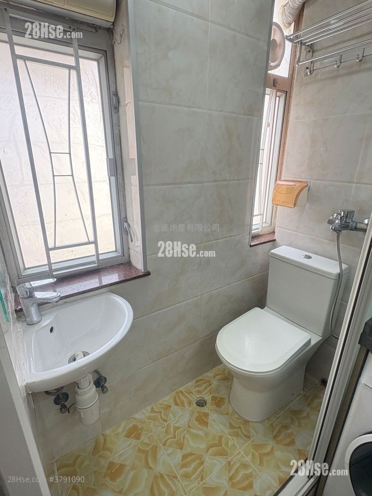 Chinese Mansion Rental 1 Bathroom 120 ft²