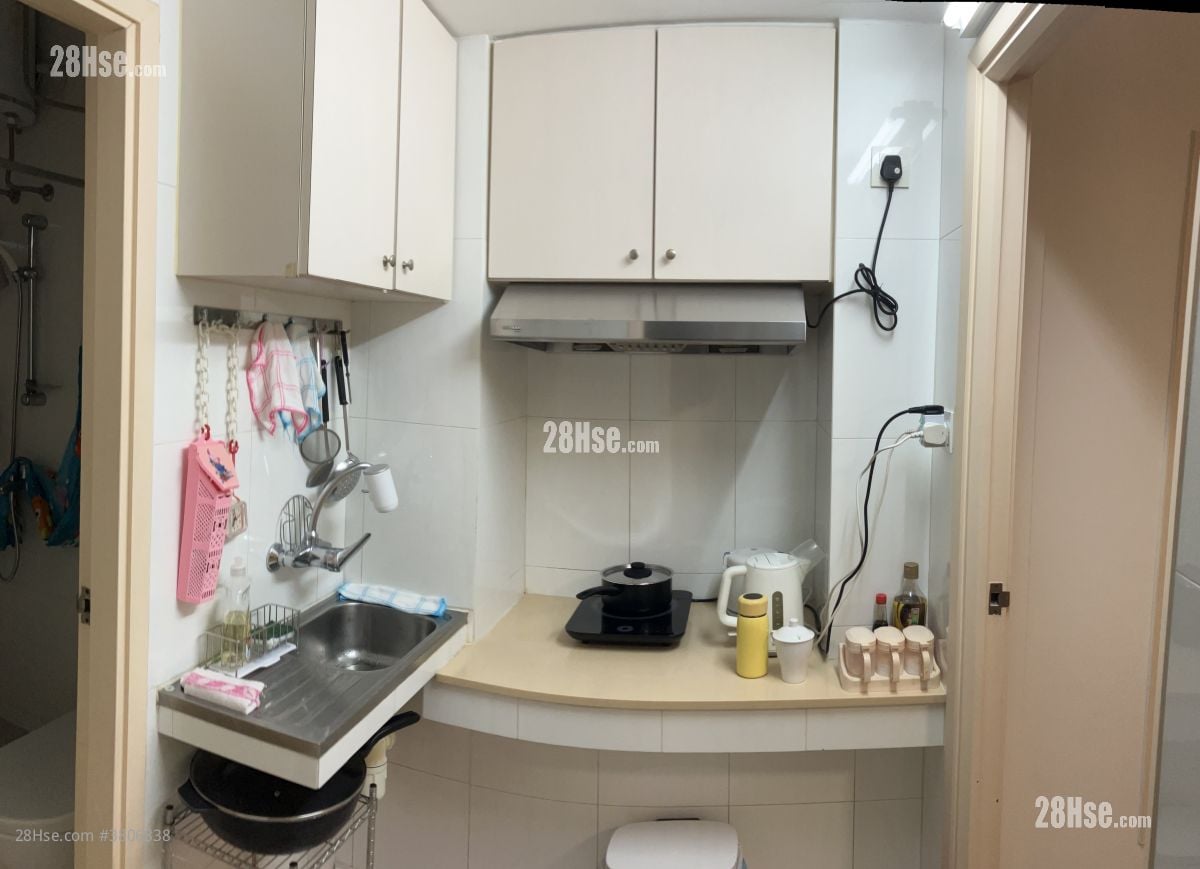 kitchen: Alhambra Building Rental 2 Bedrooms , 1 Bathroom 510 ft²
