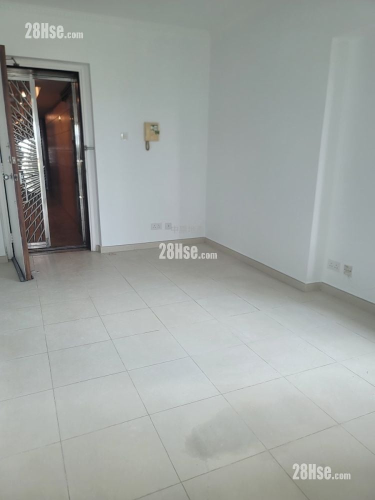 Dawning Views Sell 2 Bedrooms 388 ft²