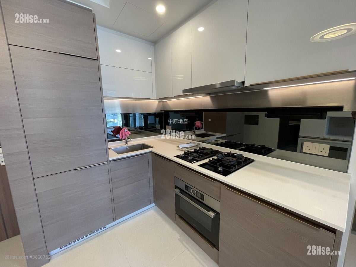 Aurora Rental 2 Bedrooms , 1 Bathroom 445 ft²