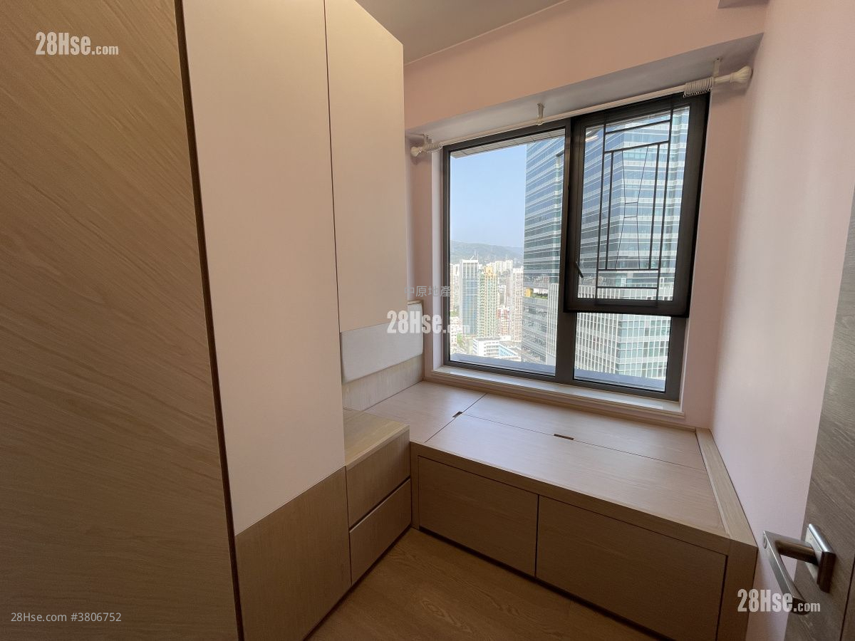 Aurora Rental 2 Bedrooms , 1 Bathroom 445 ft²