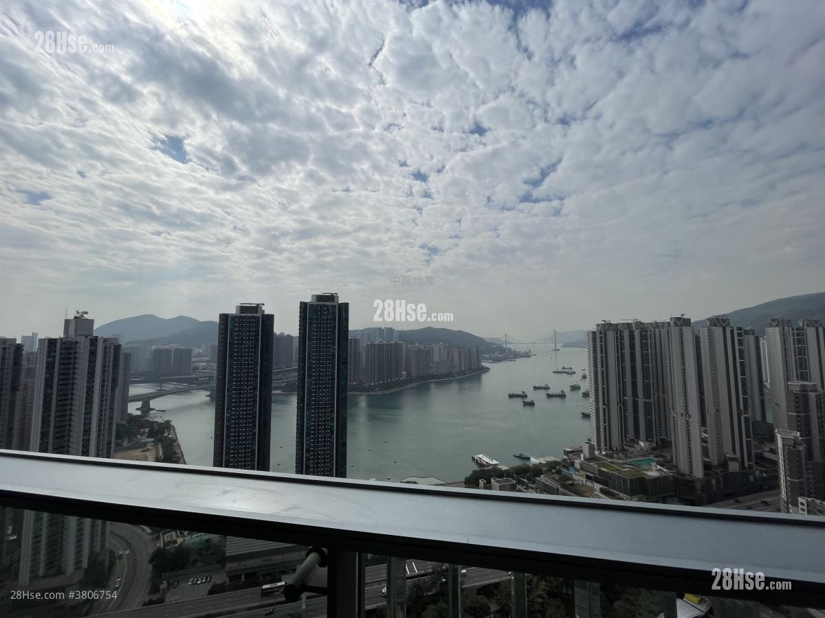 The Dynasty Rental 3 Bedrooms , 2 Bathrooms 728 ft²