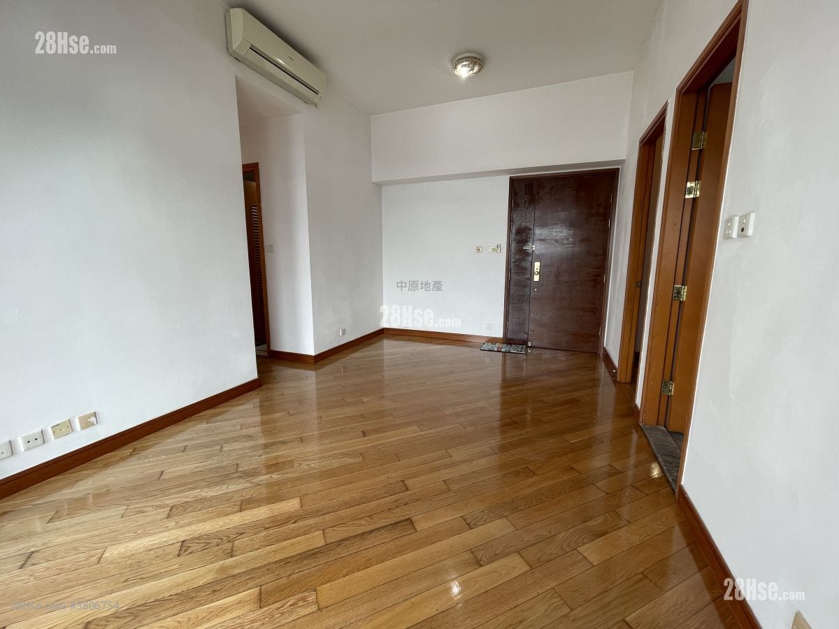 The Dynasty Rental 3 Bedrooms , 2 Bathrooms 728 ft²