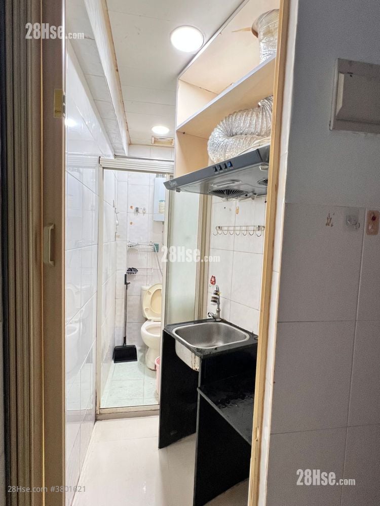 唐楼 租盘 180 平方尺