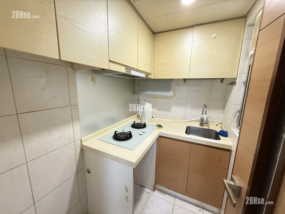 City Regalia Sell 2 Bedrooms , 1 Bathroom 305 ft²