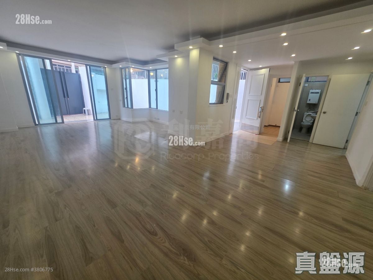 The Arcadia Sell 3 Bedrooms 1,696 ft²