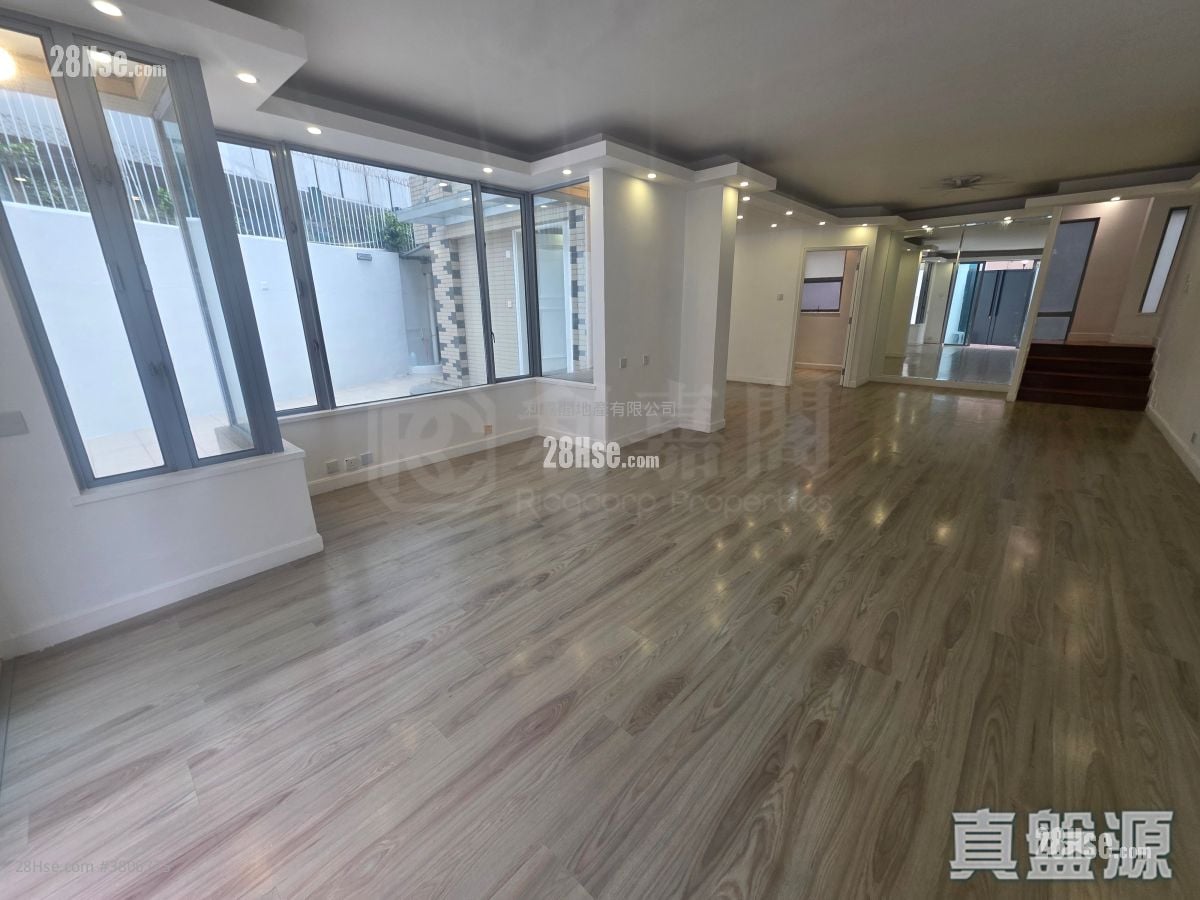 The Arcadia Sell 3 Bedrooms 1,696 ft²