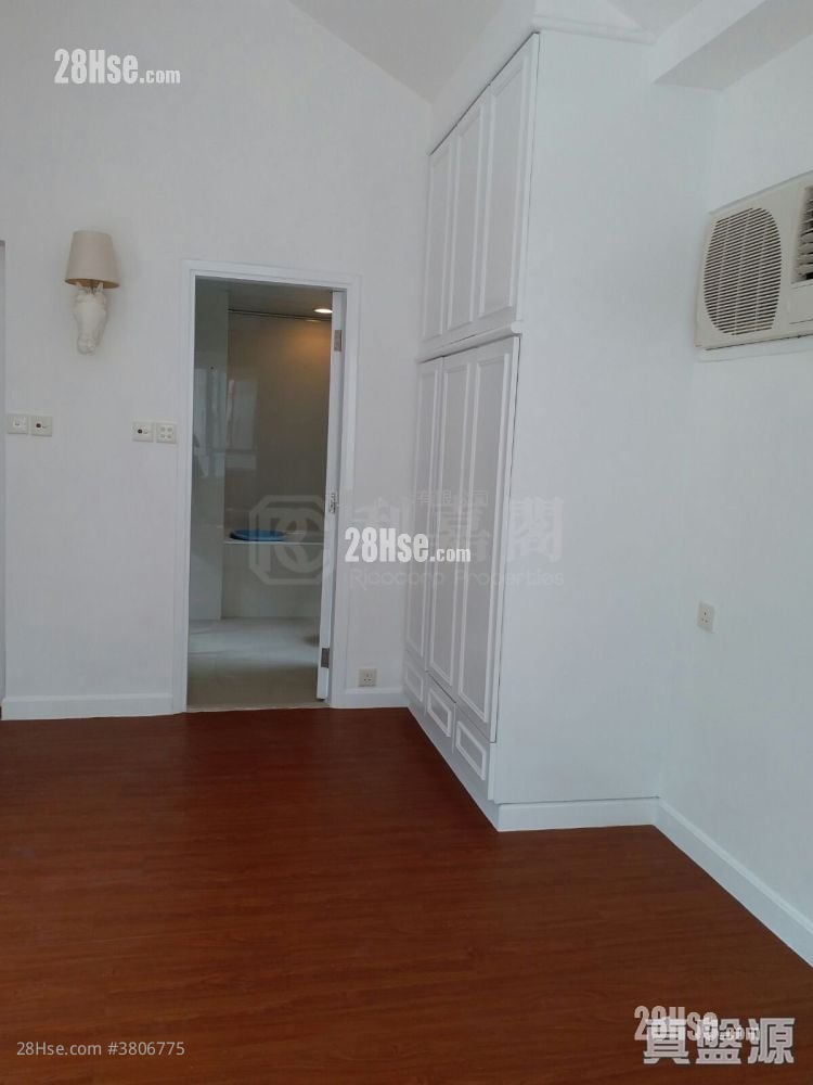 The Arcadia Sell 3 Bedrooms 1,696 ft²