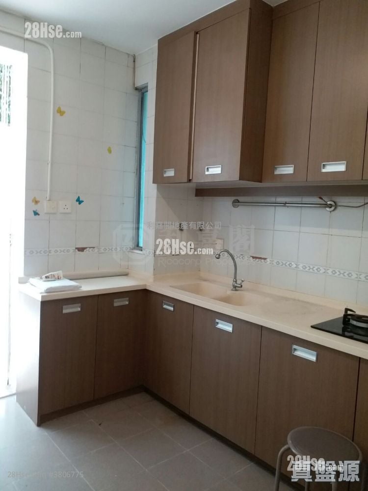 The Arcadia Sell 3 Bedrooms 1,696 ft²