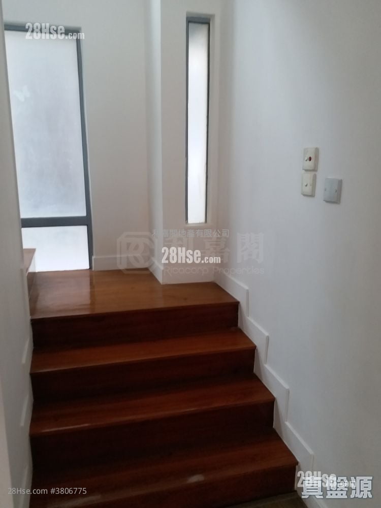 The Arcadia Sell 3 Bedrooms 1,696 ft²