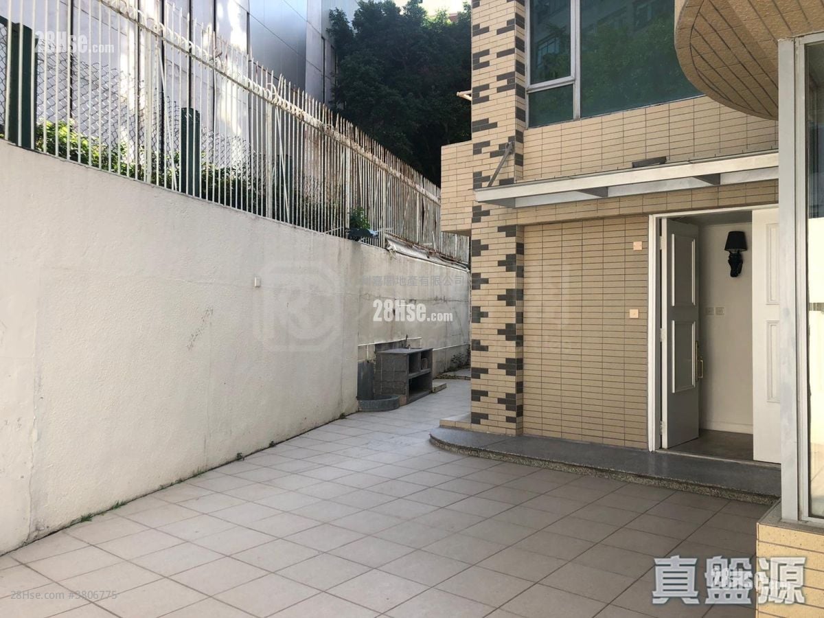 The Arcadia Sell 3 Bedrooms 1,696 ft²