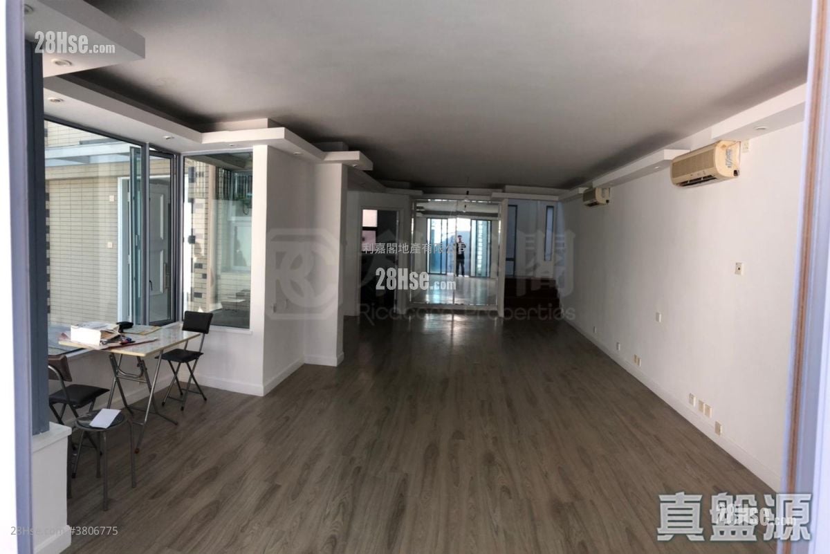 The Arcadia Sell 3 Bedrooms 1,696 ft²