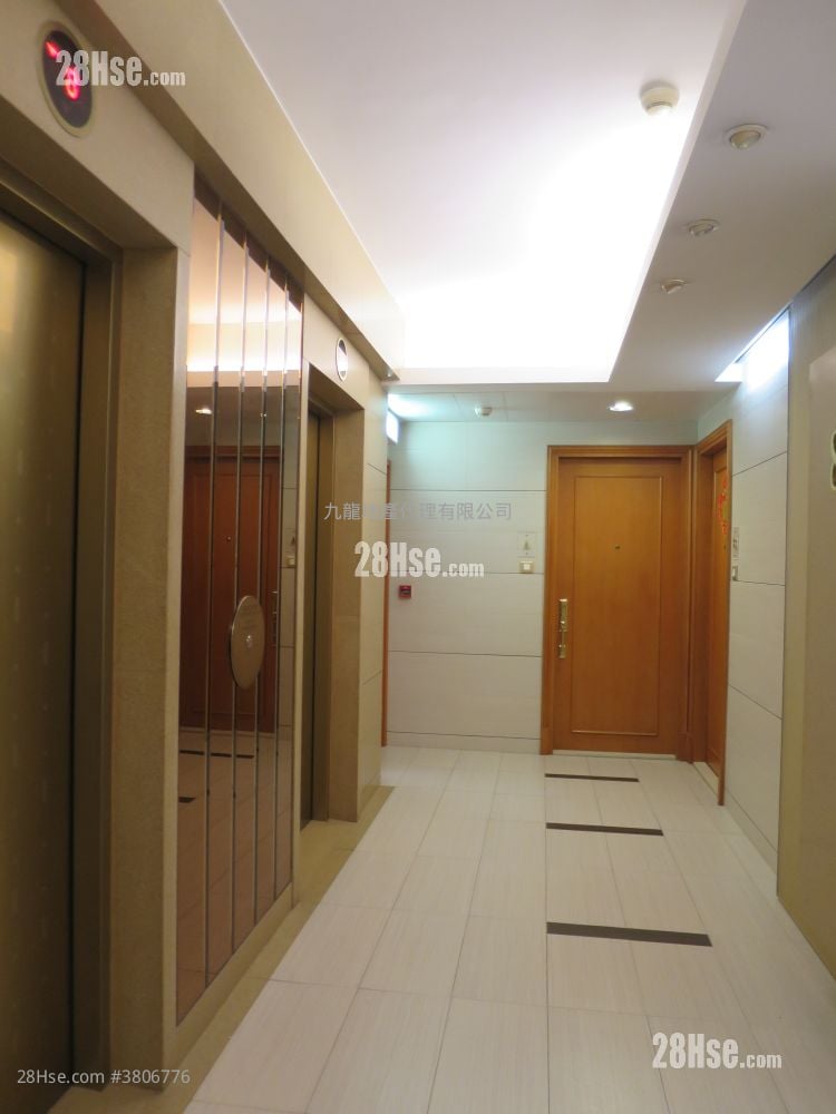 时尚华庭 租盘 开放式间隔 , 1 浴室 271 平方尺