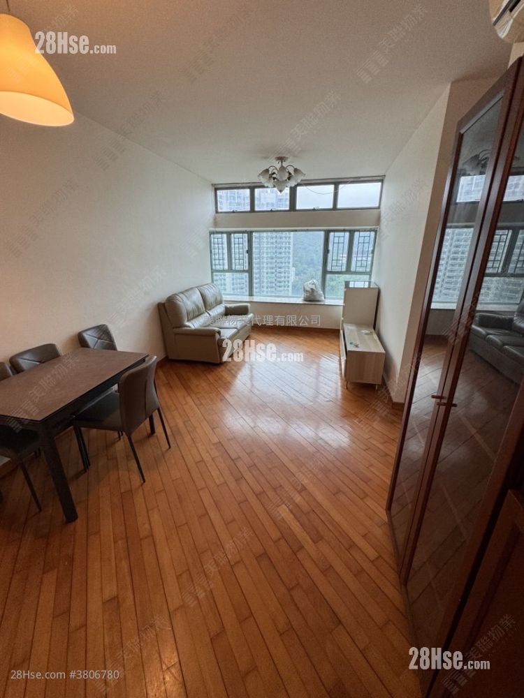 Tung Chung Crescent Sell 2 Bedrooms , 1 Bathroom 527 ft²