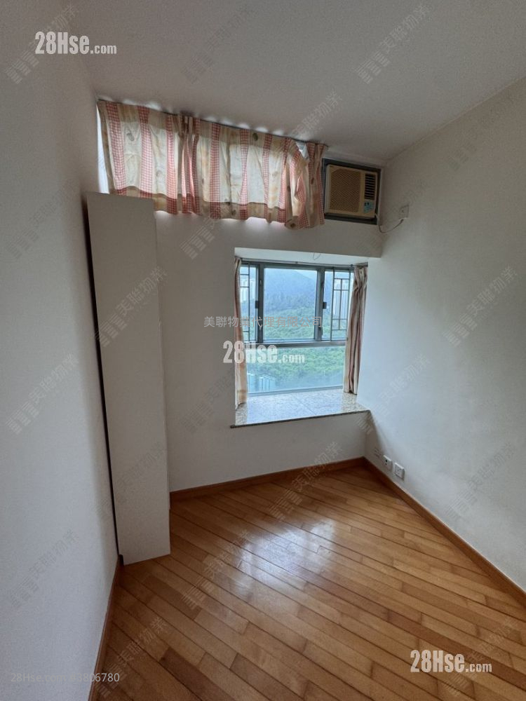 Tung Chung Crescent Sell 2 Bedrooms , 1 Bathroom 527 ft²