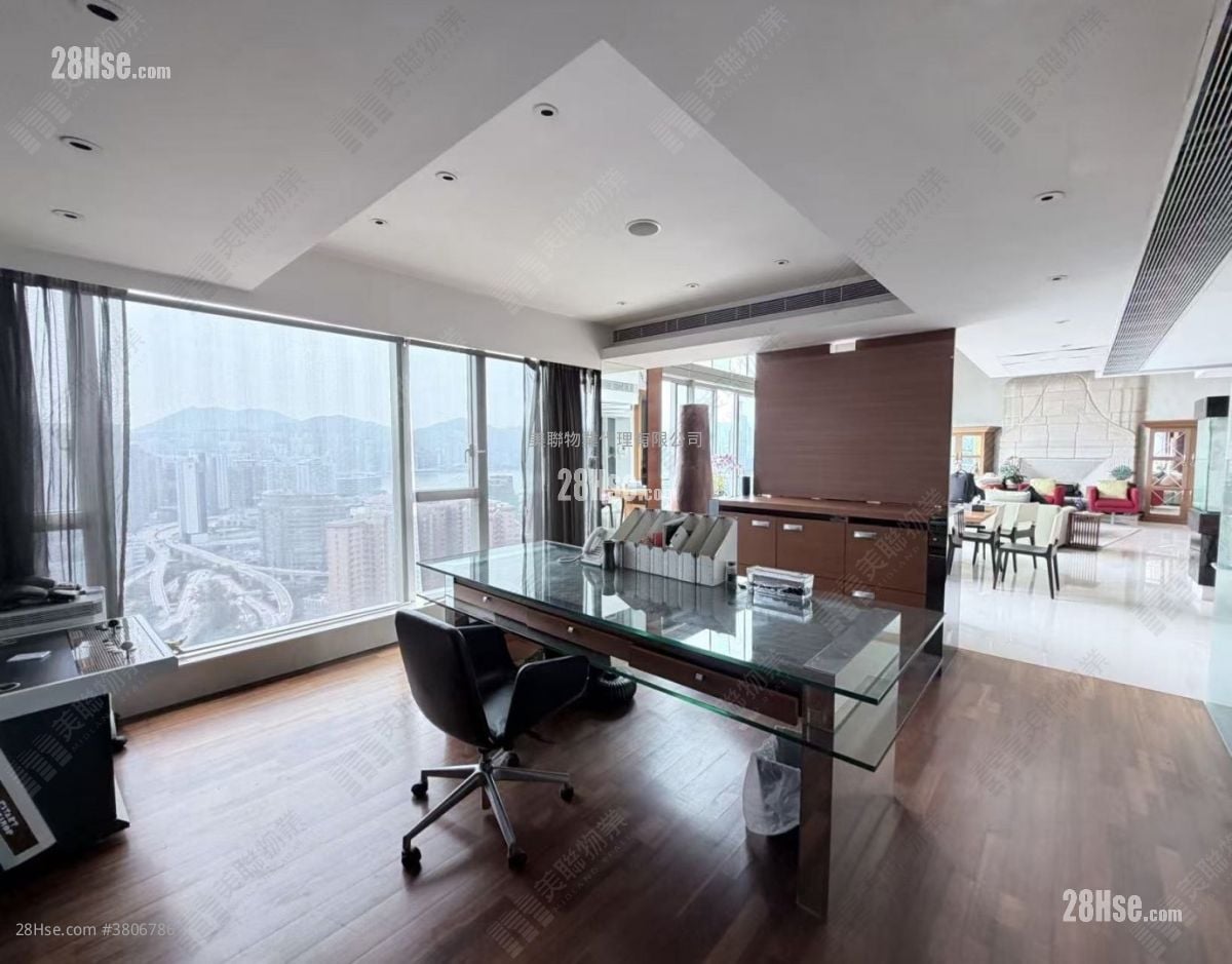 君颐峰 售盘 5+ 房 , 5+ 浴室 3,079 平方尺