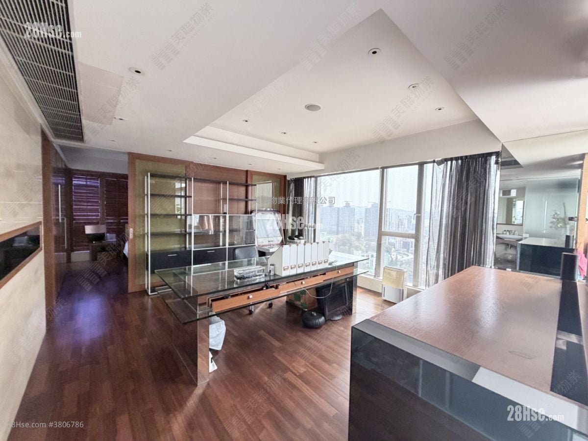 君颐峰 售盘 5+ 房 , 5+ 浴室 3,079 平方尺