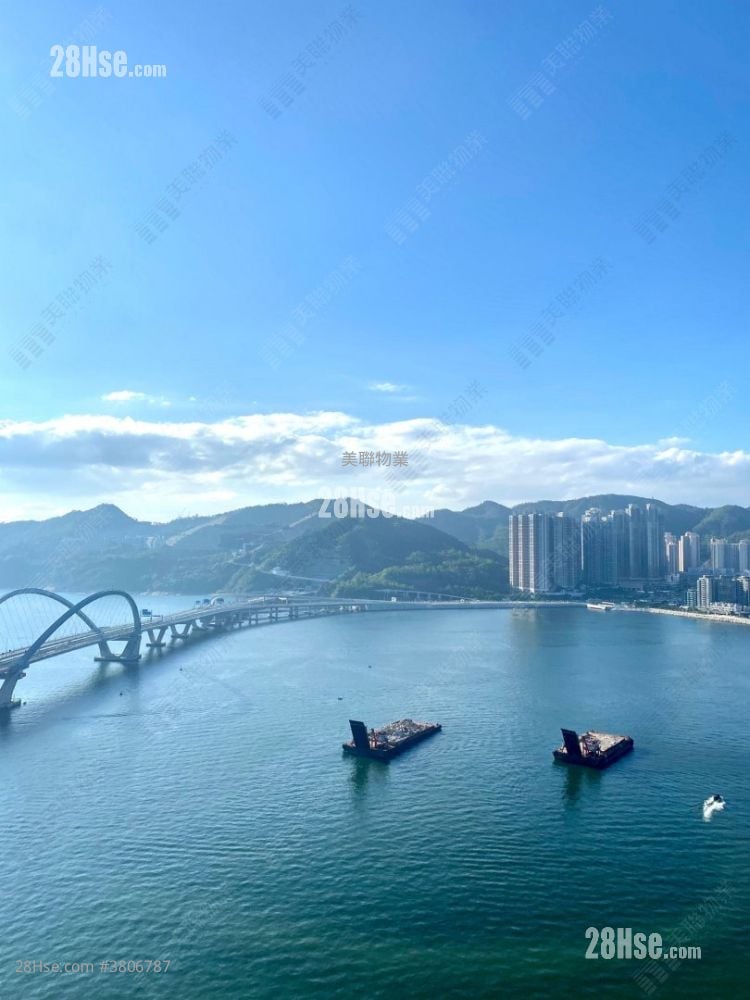 Sea To Sky Sell 2 Bedrooms , 1 Bathroom 481 ft²