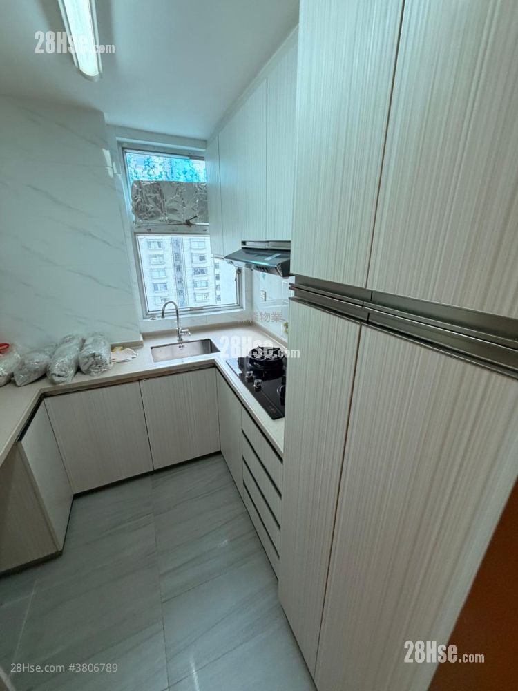 Taikoo Shing Rental 3 Bedrooms , 1 Bathroom 701 ft²