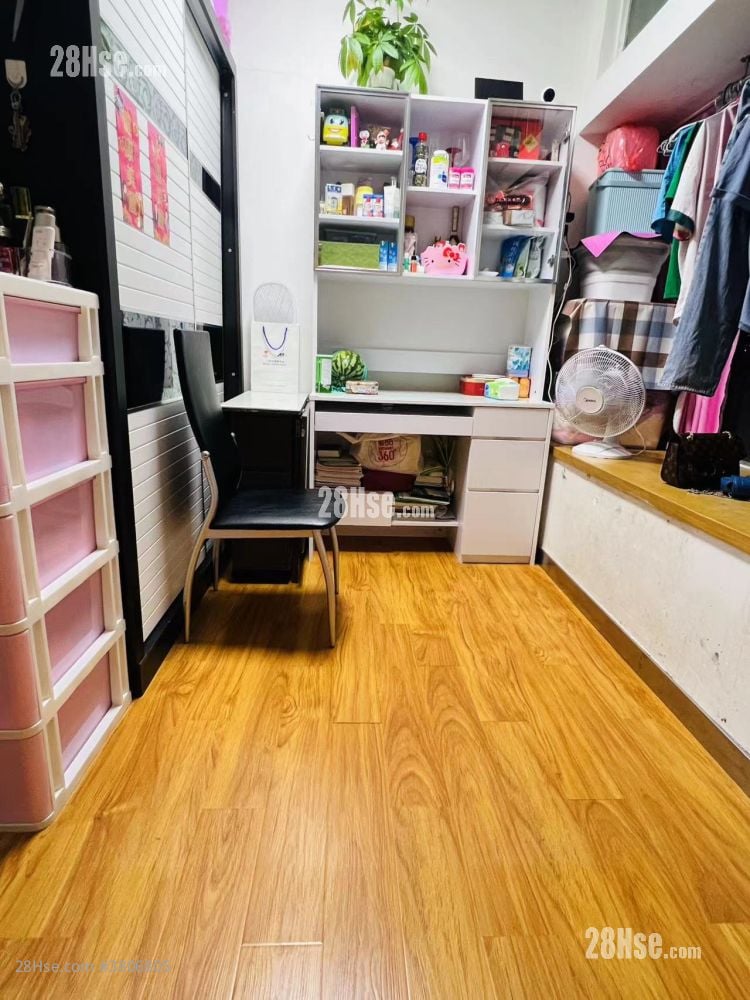 Tuen Mun Town Plaza Rental Studio , 1 Bathroom 180 ft²