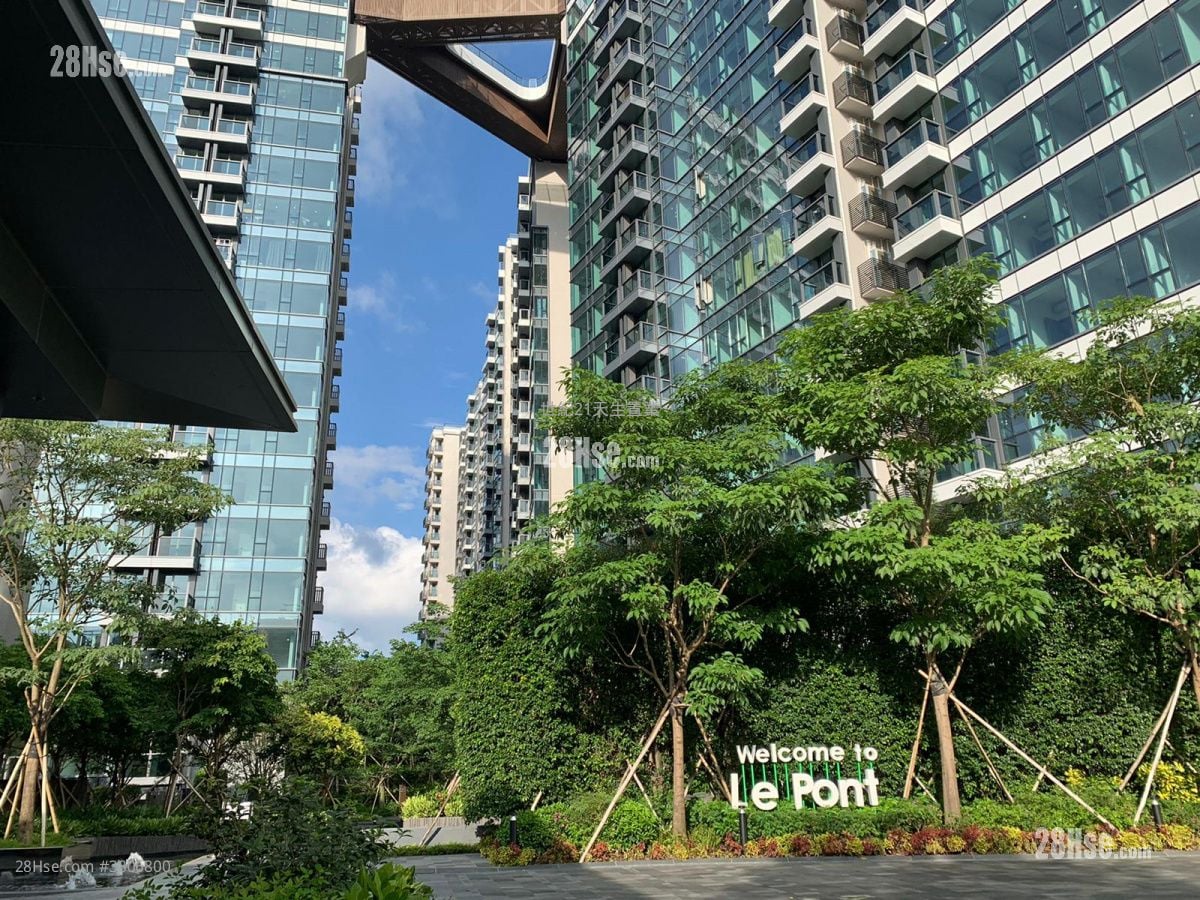 Le Pont Sell 3 Bedrooms , 2 Bathrooms 737 ft²