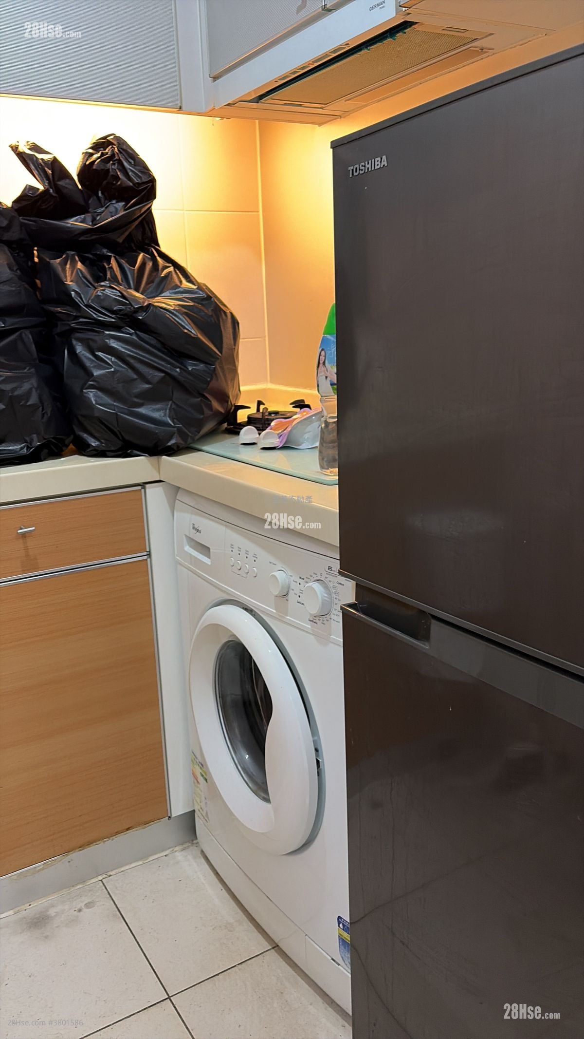 Metro Harbour View Rental 2 Bedrooms , 1 Bathroom 347 ft²