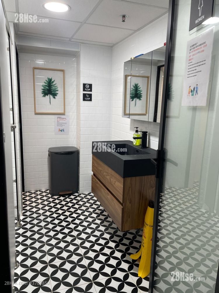 Yeung Yiu Chung (No.6) Industrial Building Rental Studio , 1 Toilet