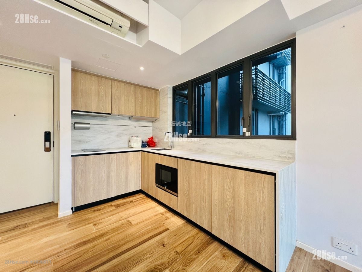 The Carmel Rental 562 ft²