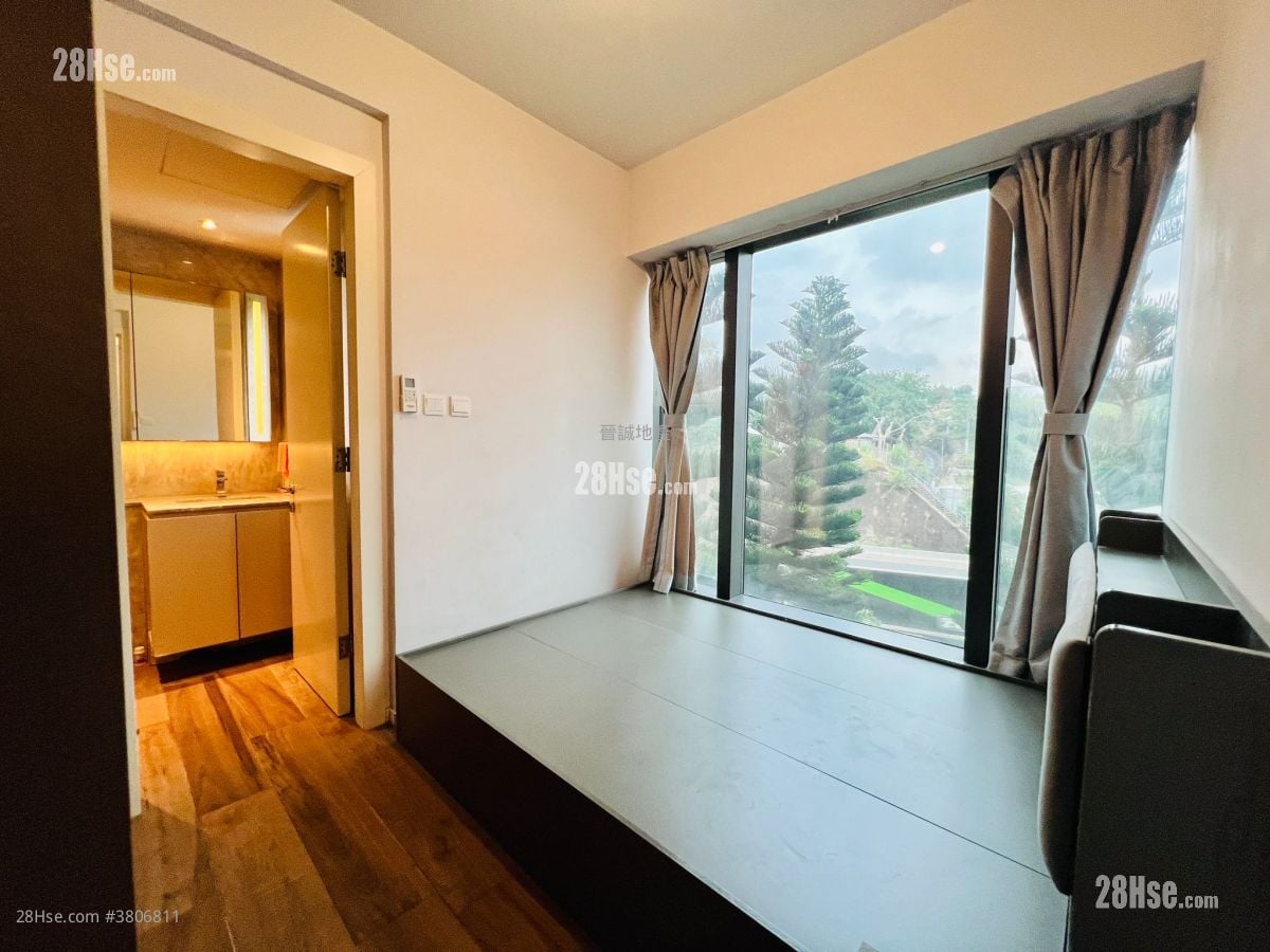 The Carmel Rental 562 ft²