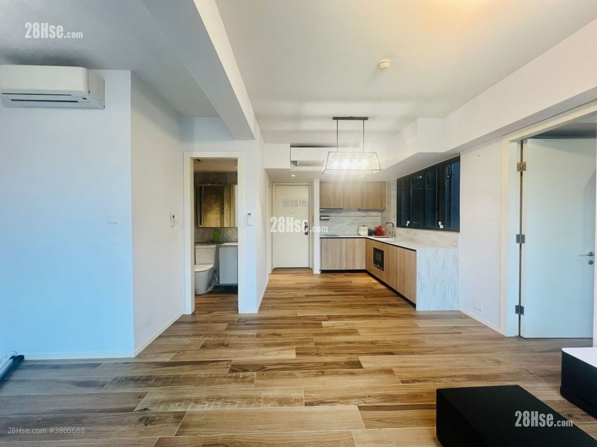 The Carmel Sell 562 ft²